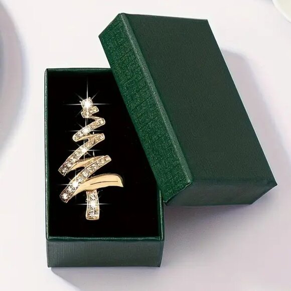 NWOT- Christmas tree brooch with gift box and combo display case. - Picture 5 of 5